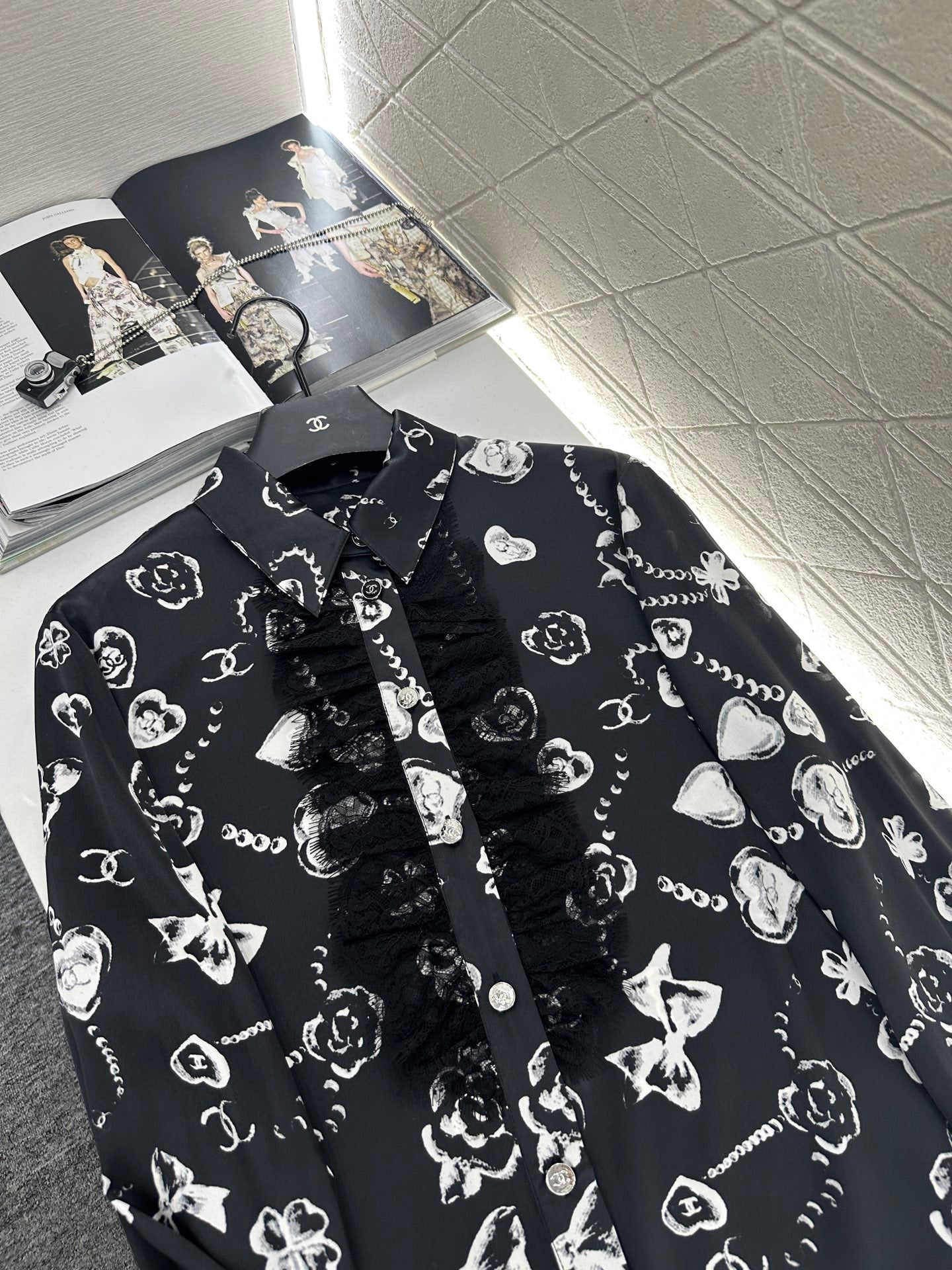 Chan 25fw silk shirt