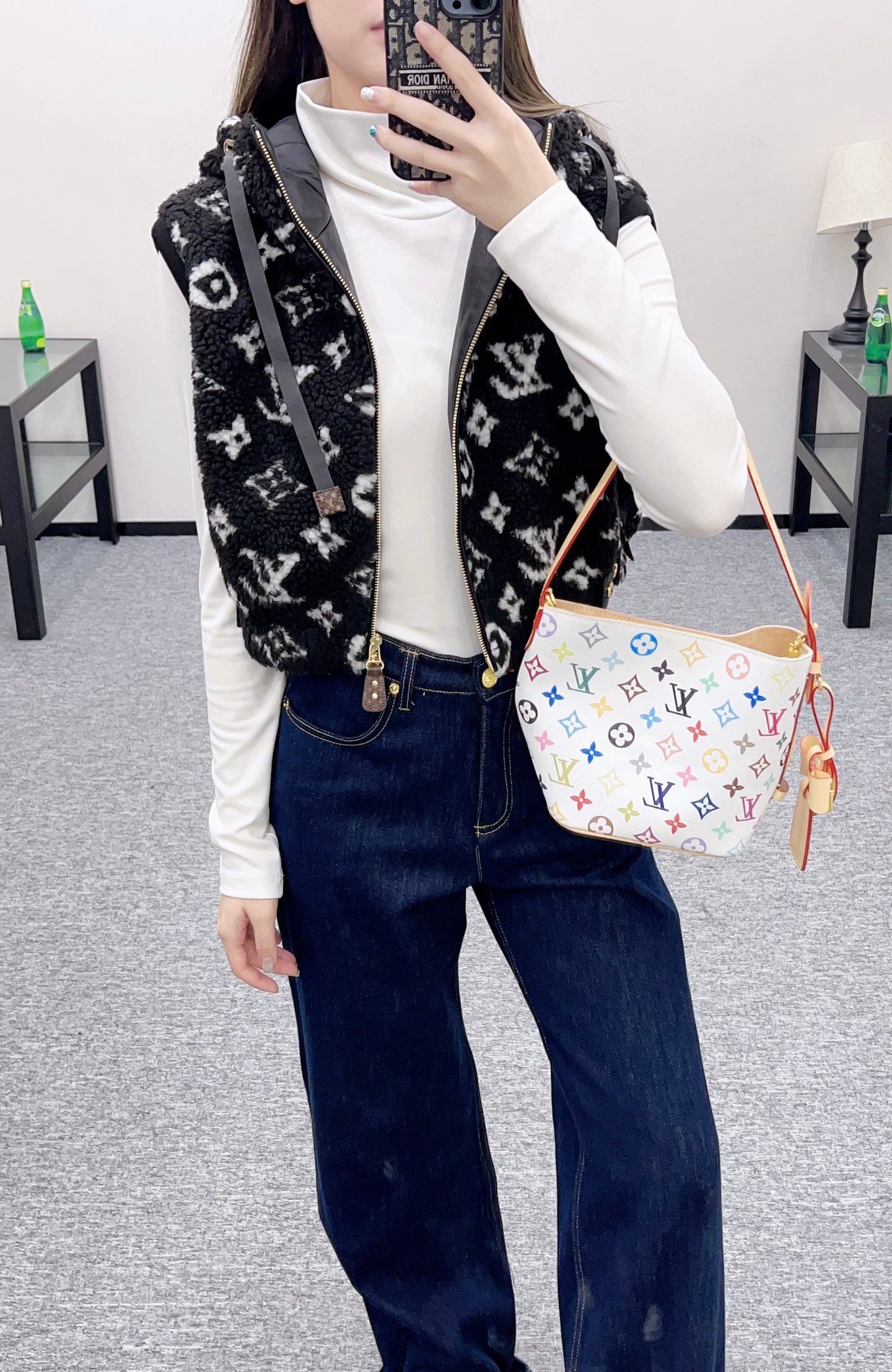Louis 25fw all-match vest