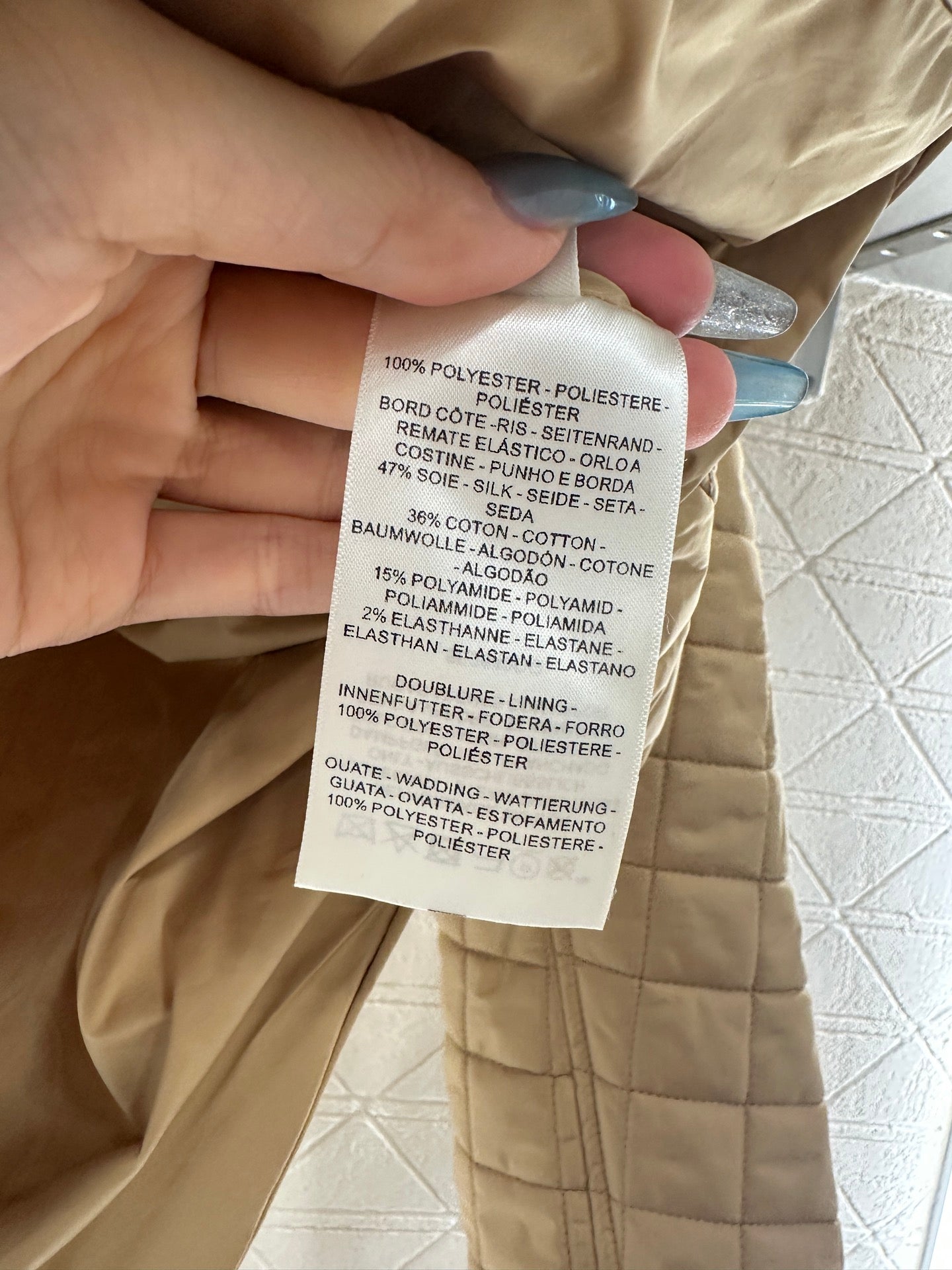 Herm 25fw down jacket