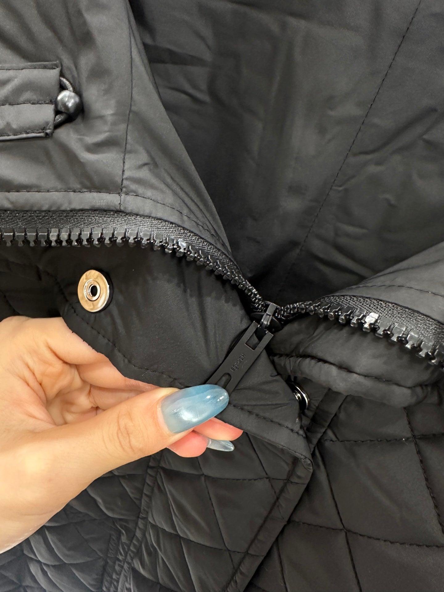 Herm 25fw down jacket