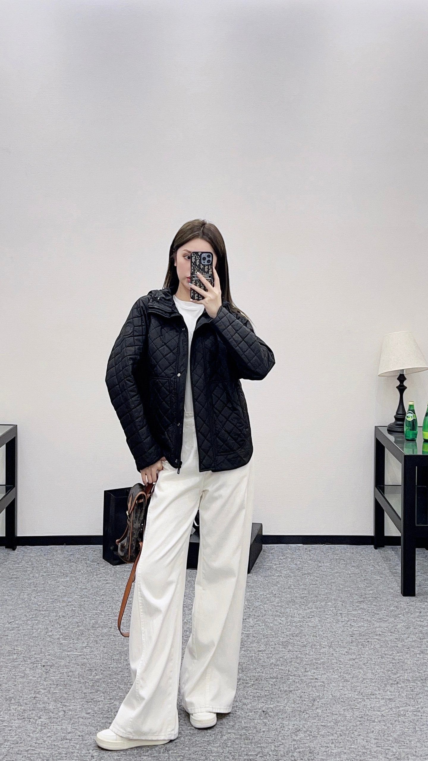 Herm 25fw down jacket