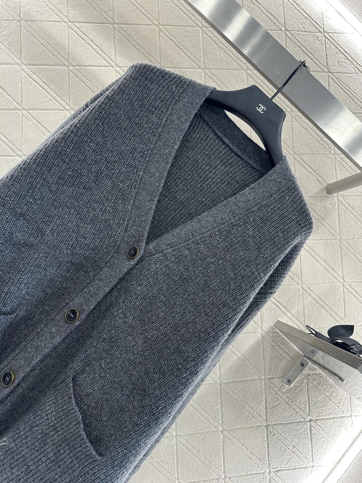 Louis 25fw knitted cardigan