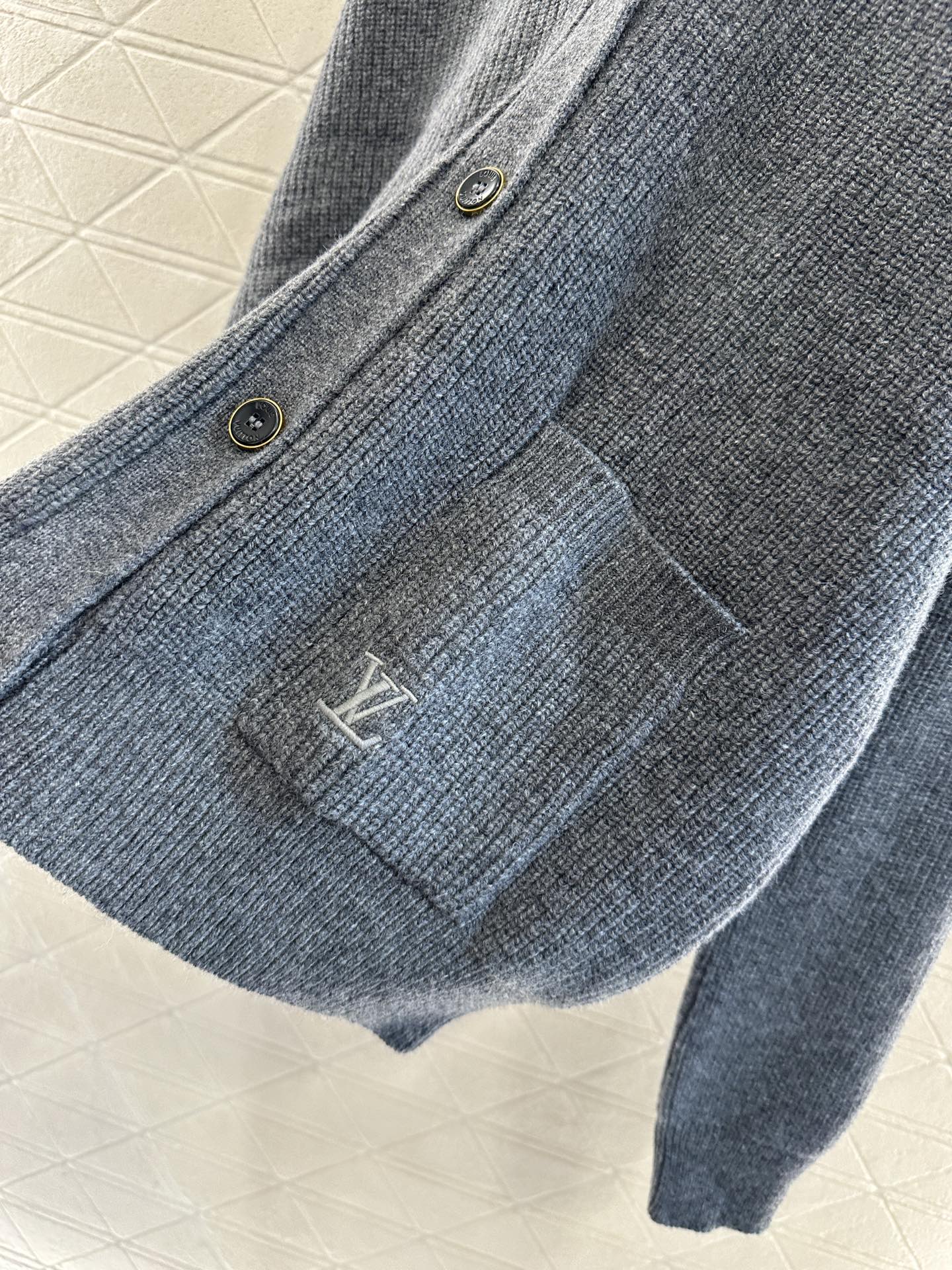 Louis 25fw knitted cardigan