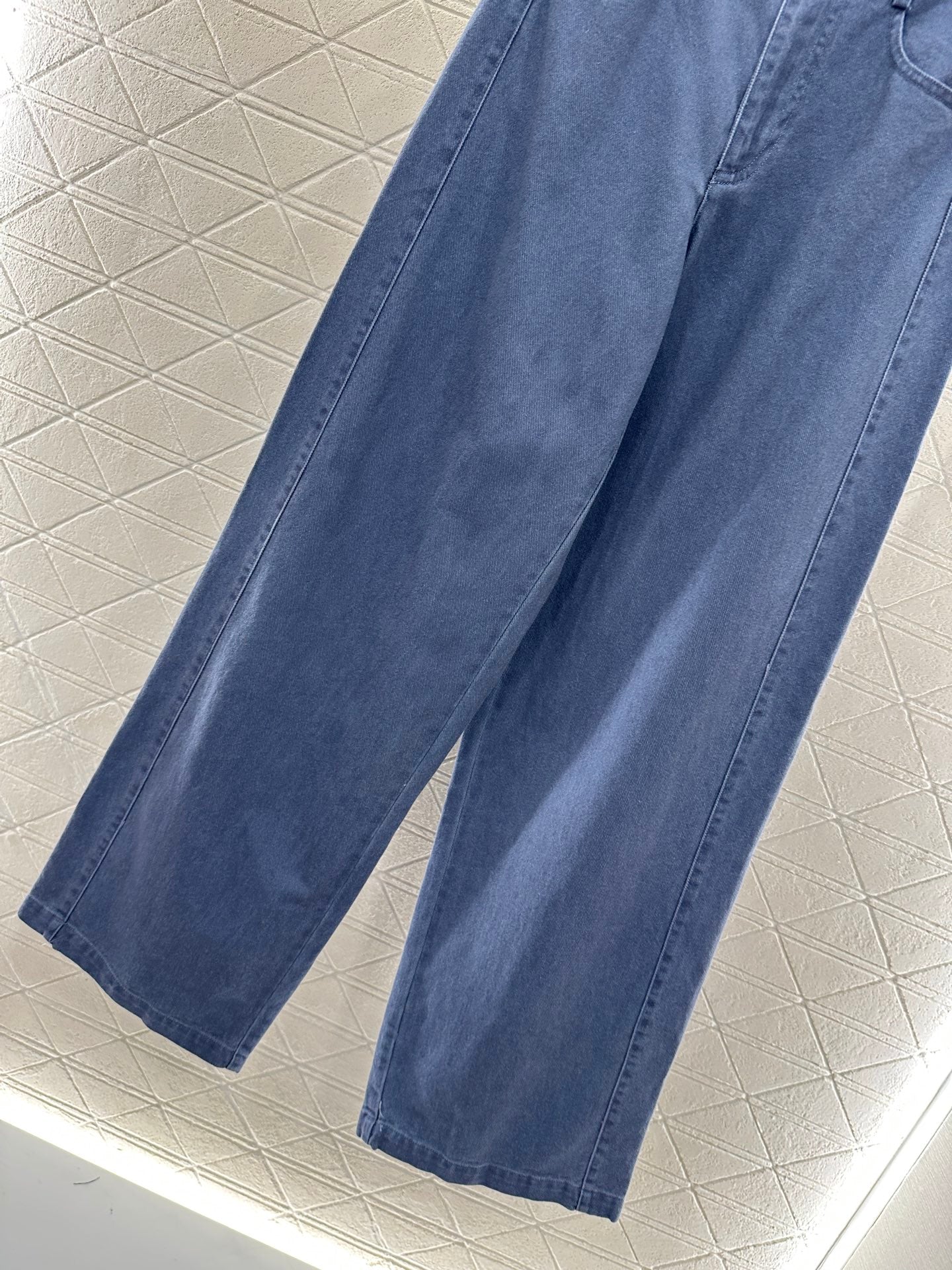 Loe 25fw leisure jeans