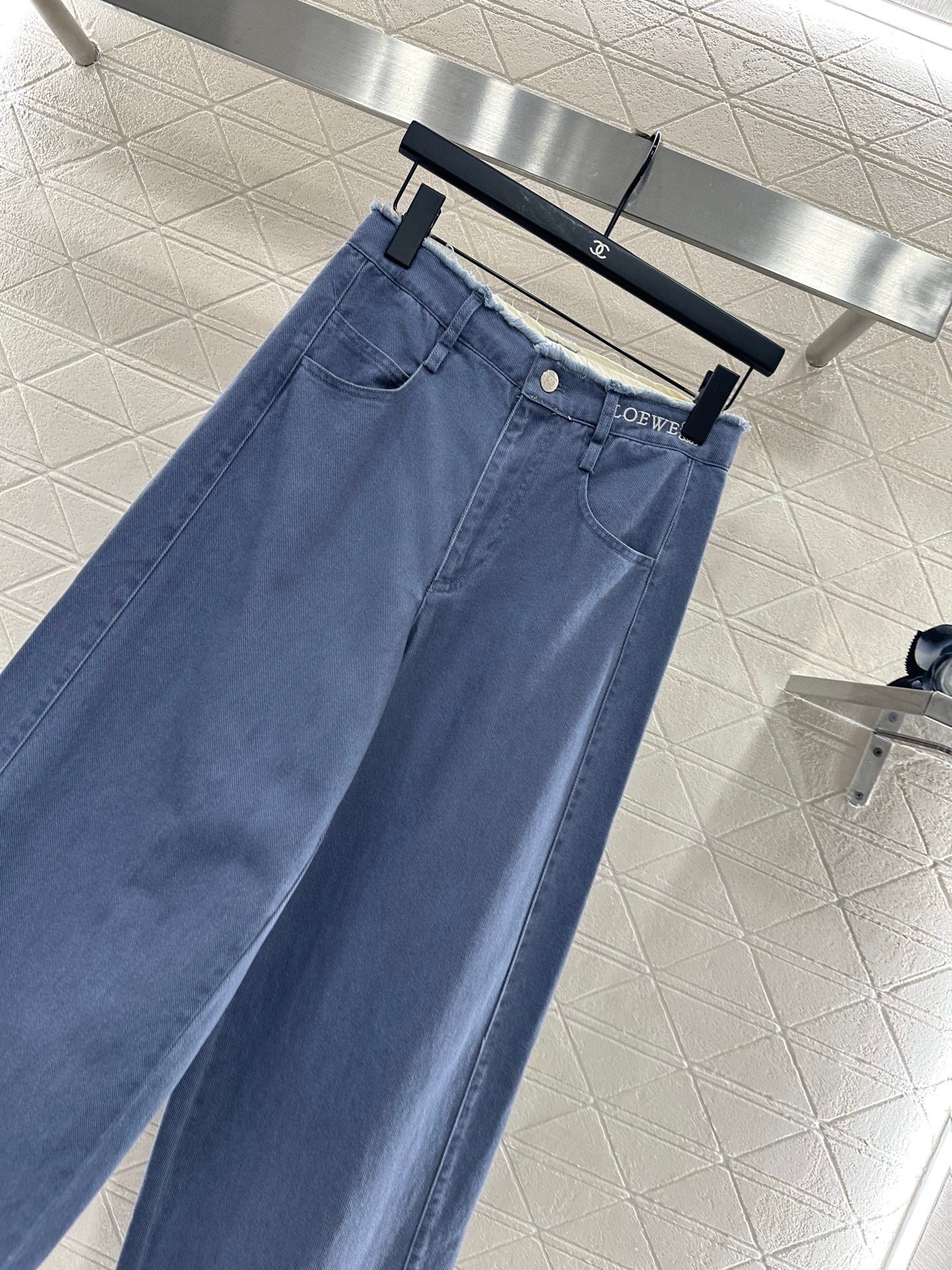 Loe 25fw leisure jeans