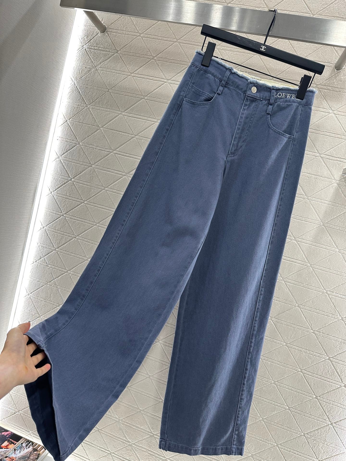 Loe 25fw leisure jeans