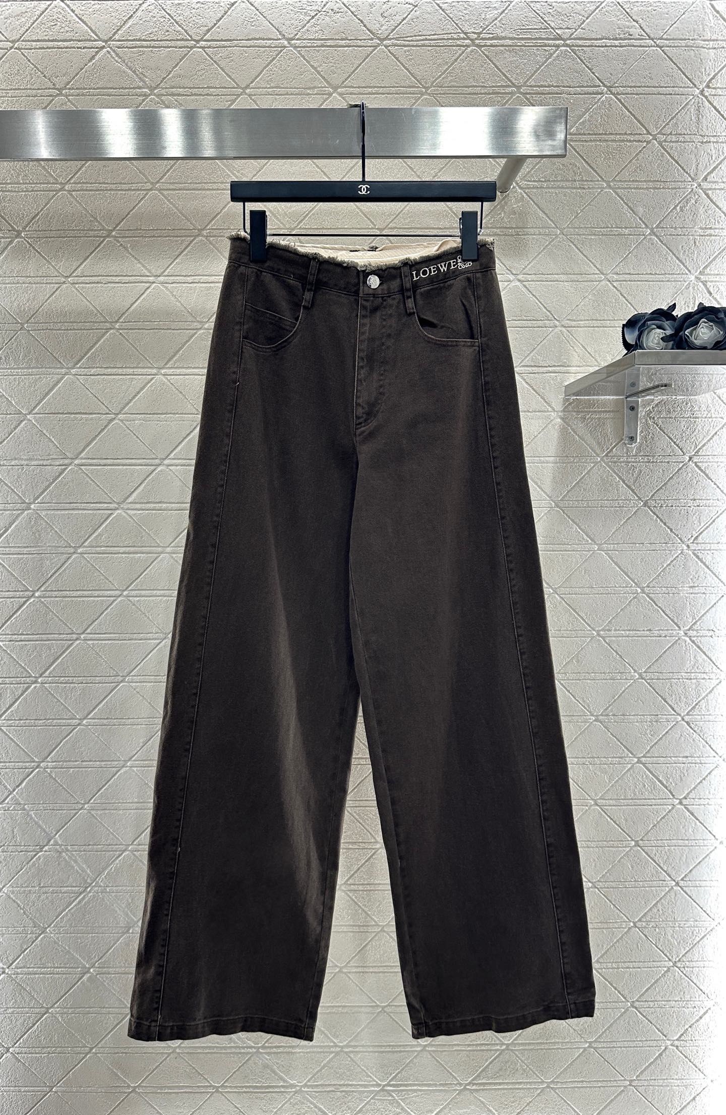 Loe 25fw leisure jeans
