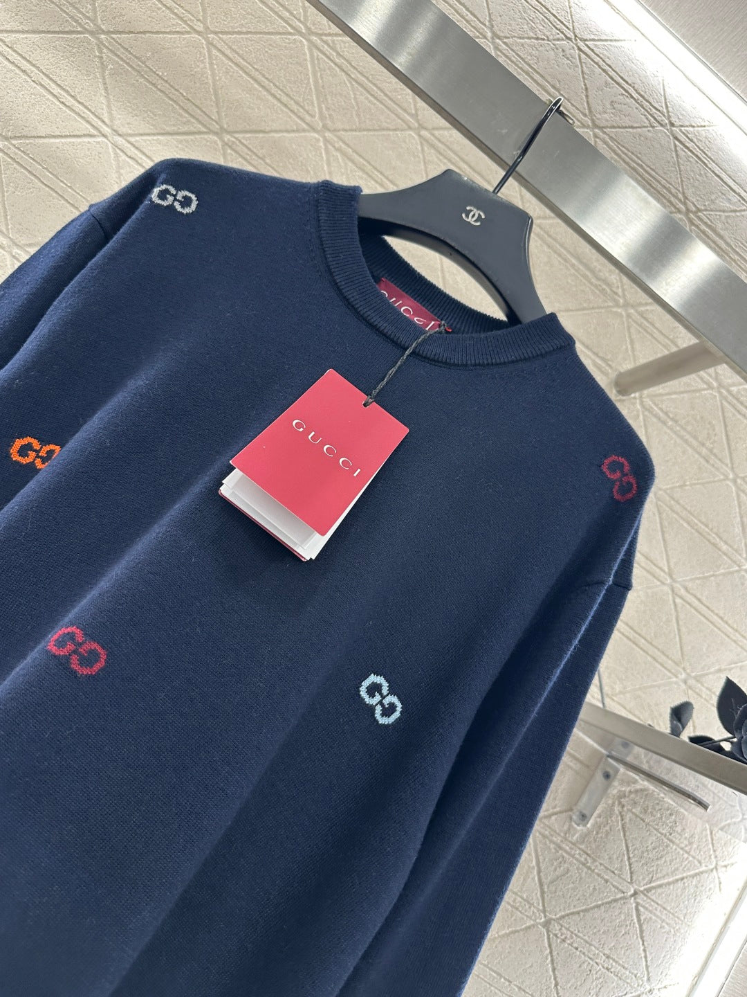 Guc 25fw comfort sweater