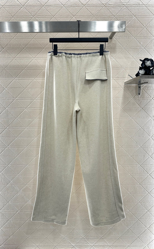 Miu 25fw all-match pants