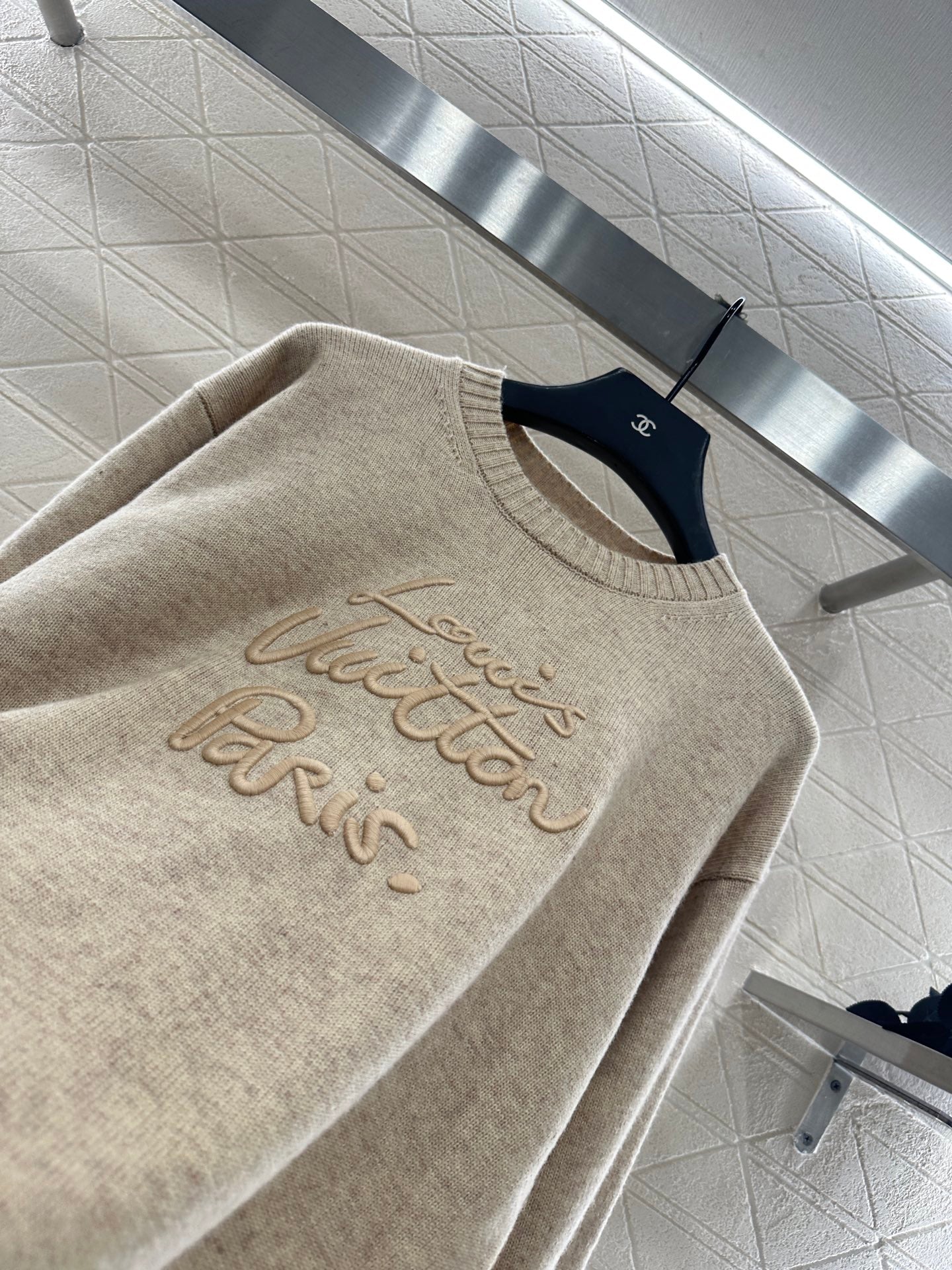 Louis 25fw embroidered sweter