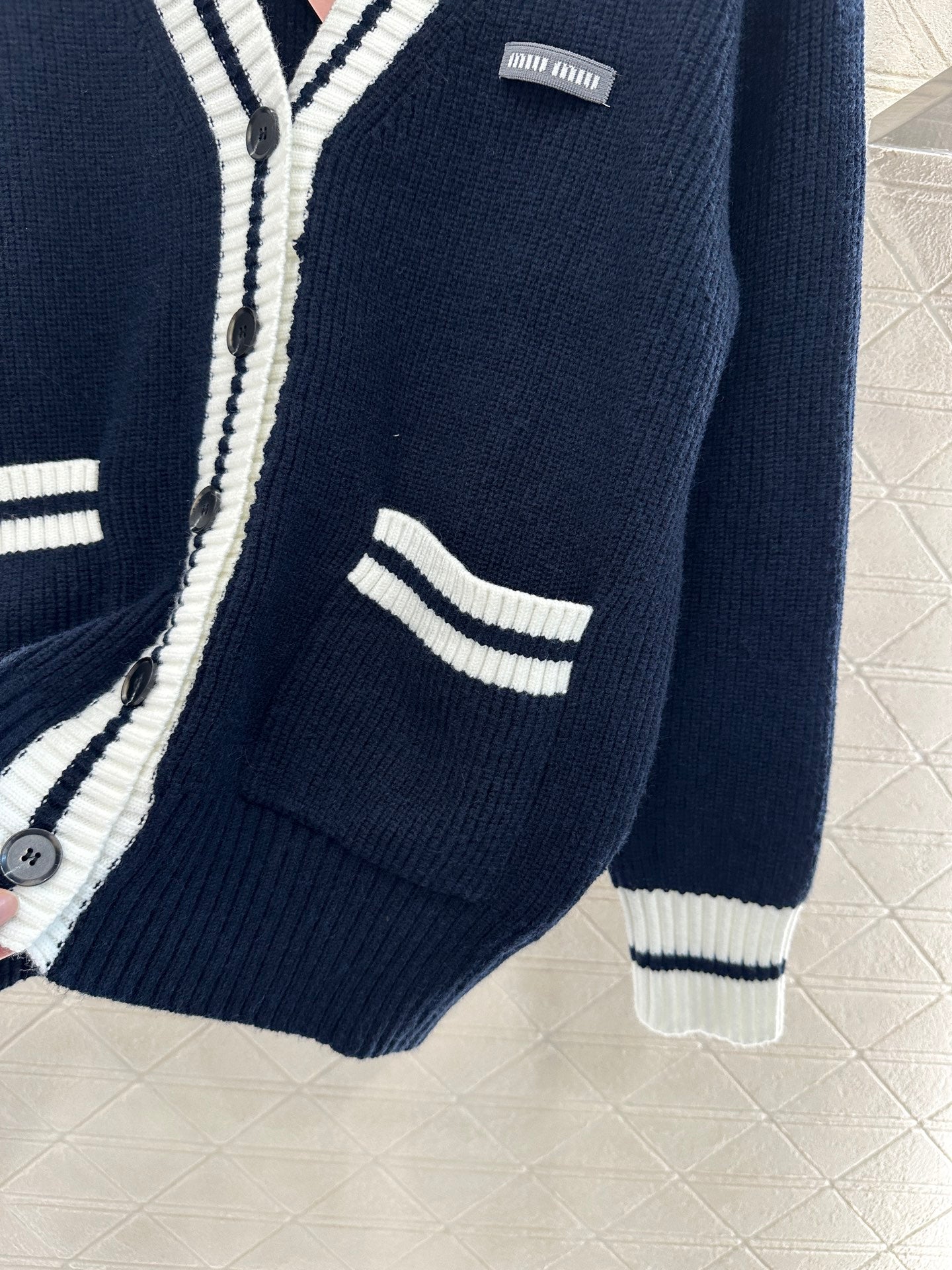 Miu 25fw knitted cardigan