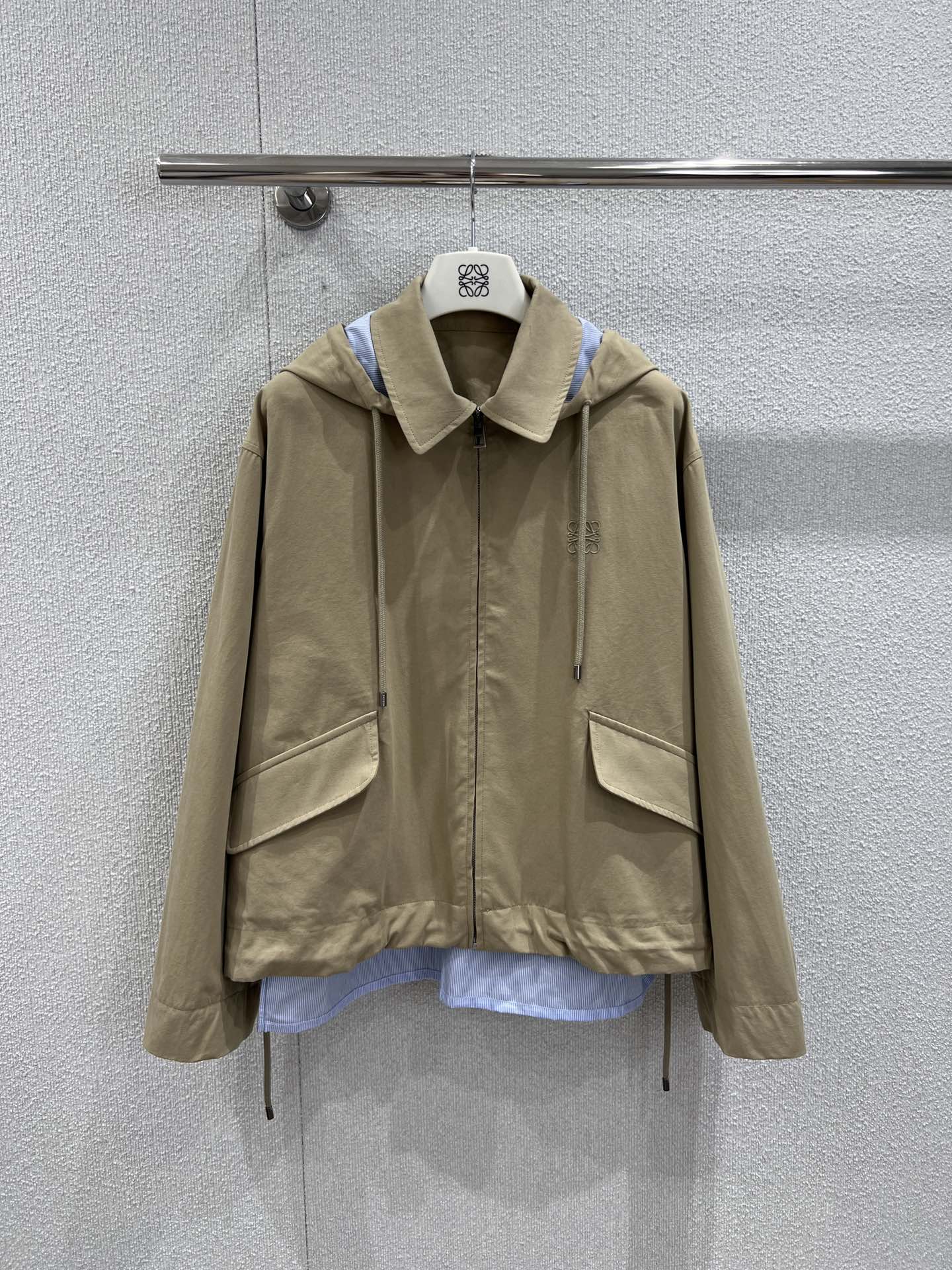 Loe 25fw embroidered jacket