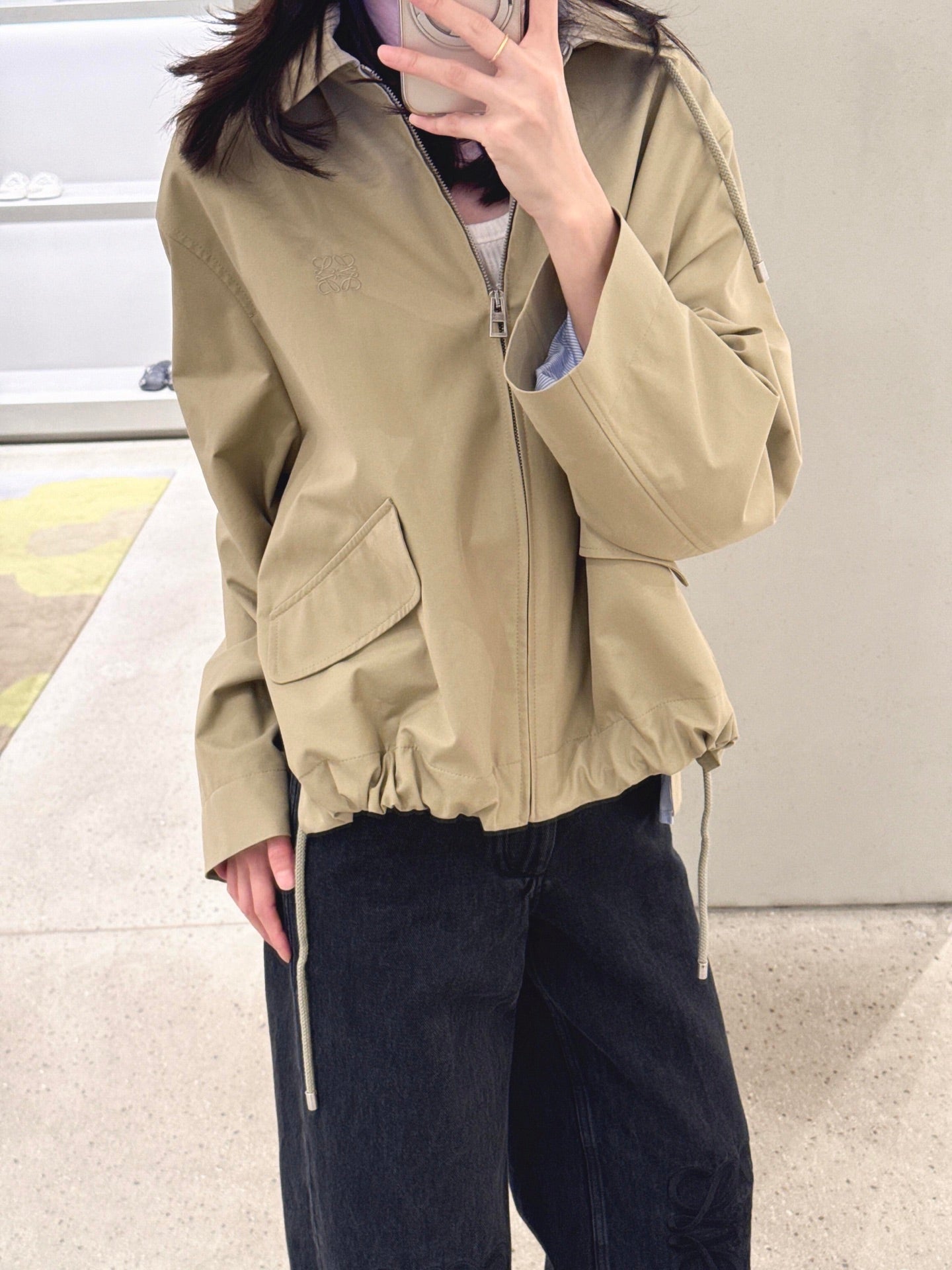 Loe 25fw embroidered jacket