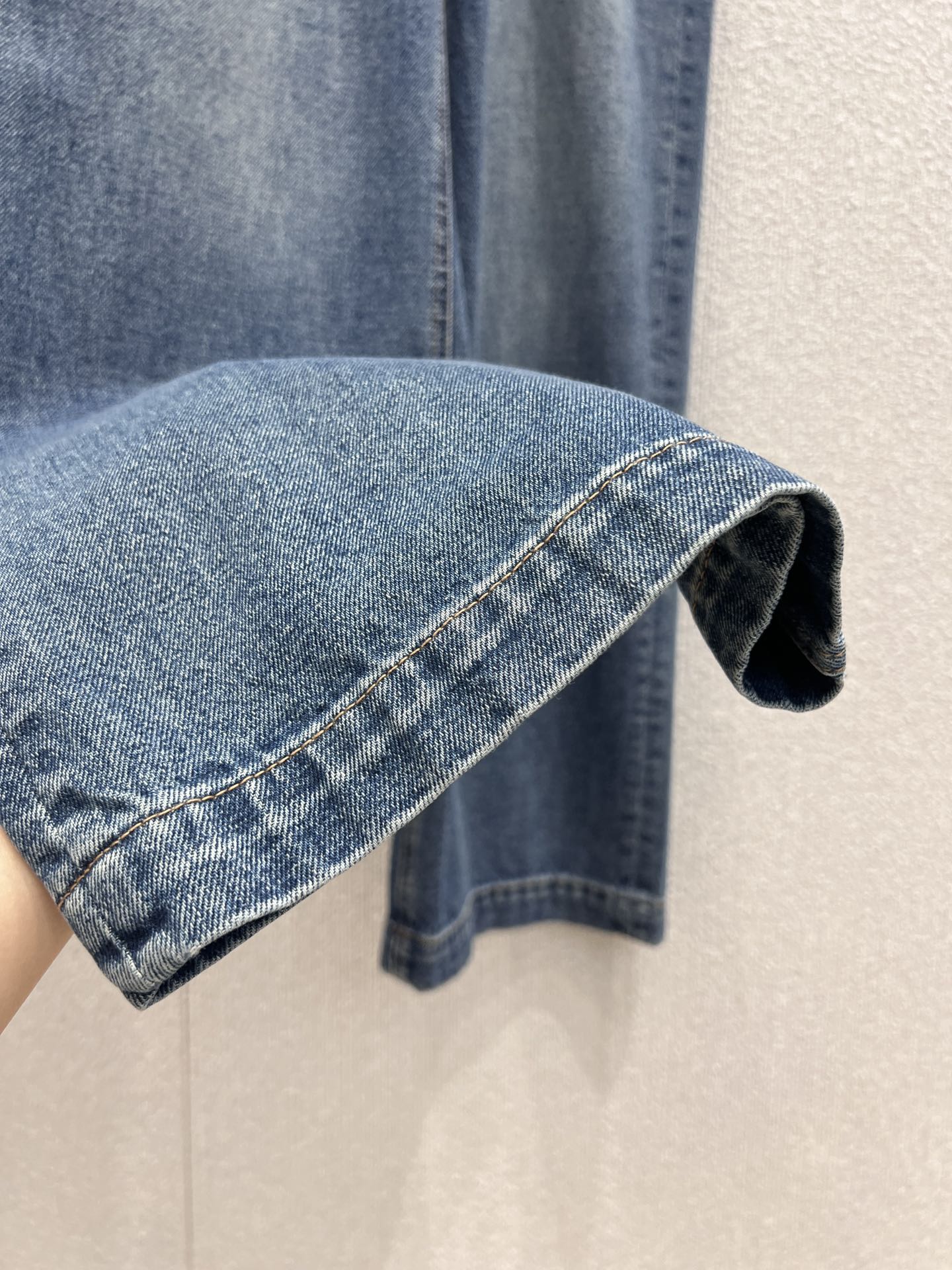 CD 25fw jacquard jeans