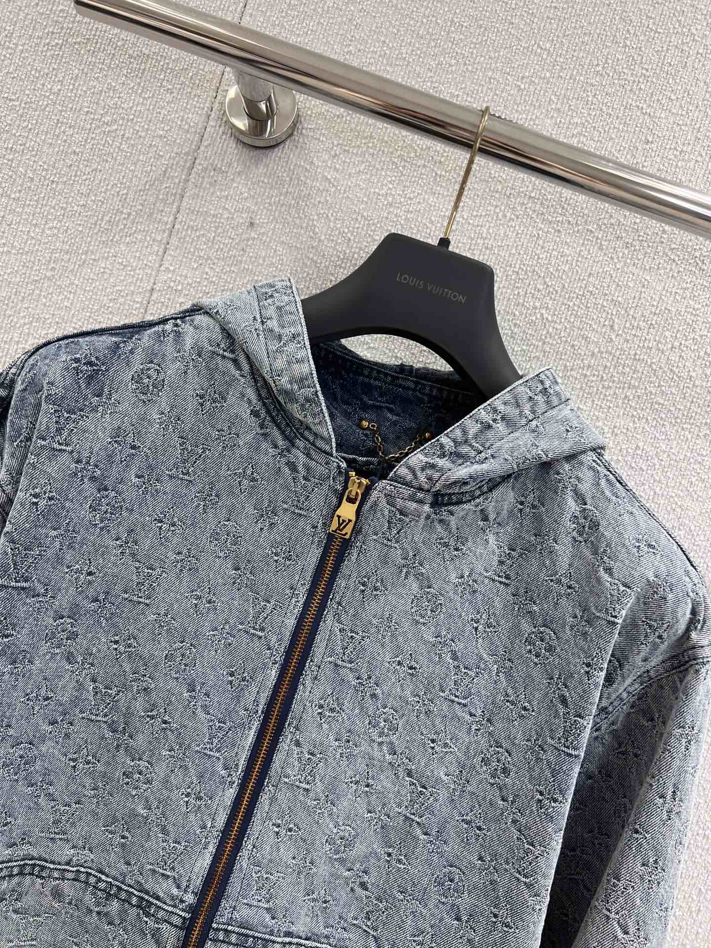 1ou 25fw jacquard coat