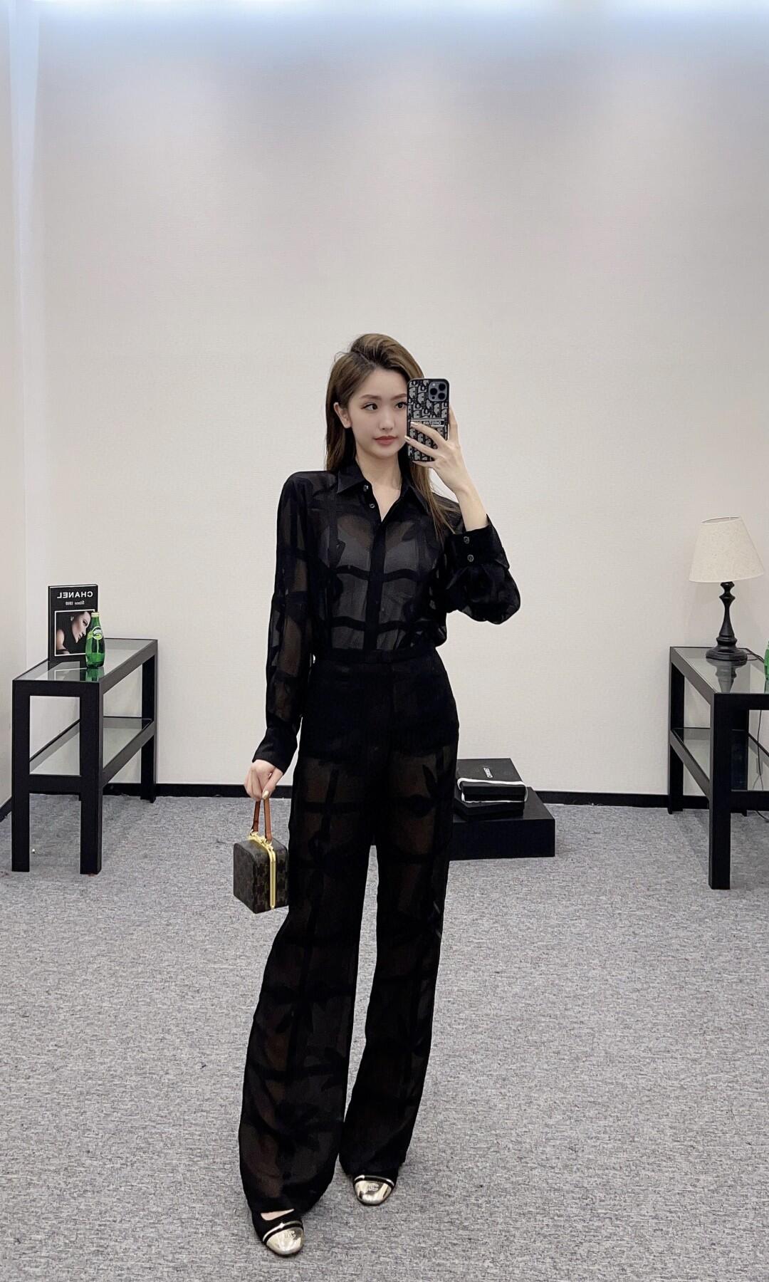 Ch 25ss Silk wide leg pants