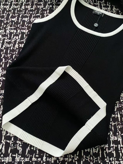 ch 25ss knitted vest