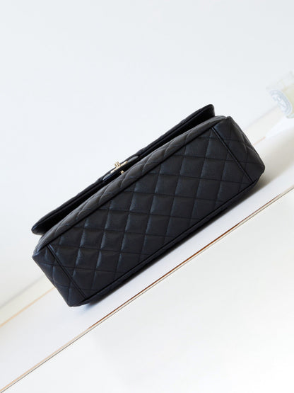 Ch 24c maxi bag