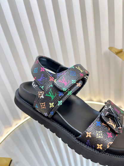 Louis slippers