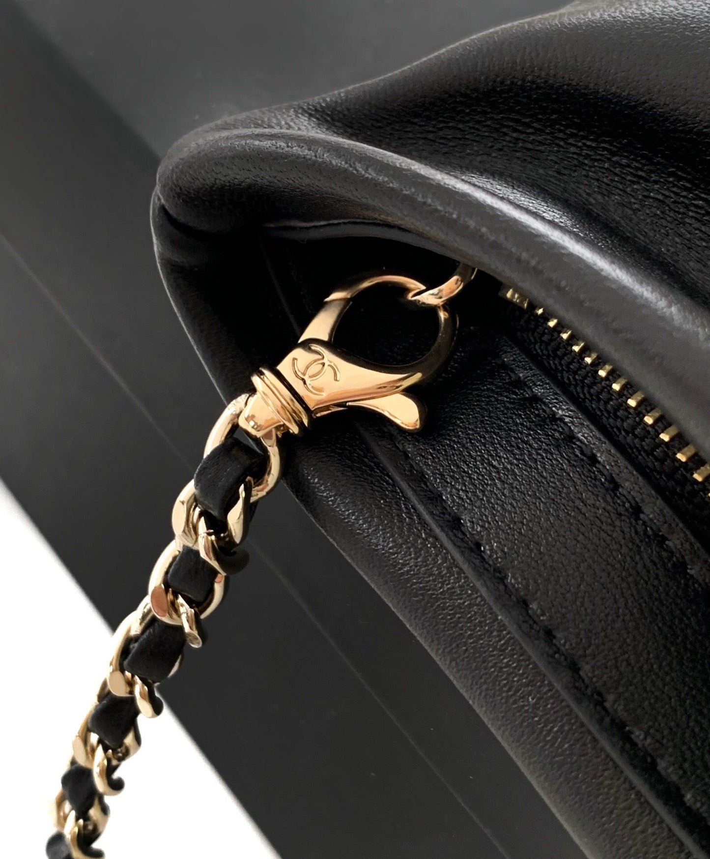 Ch 22bag black