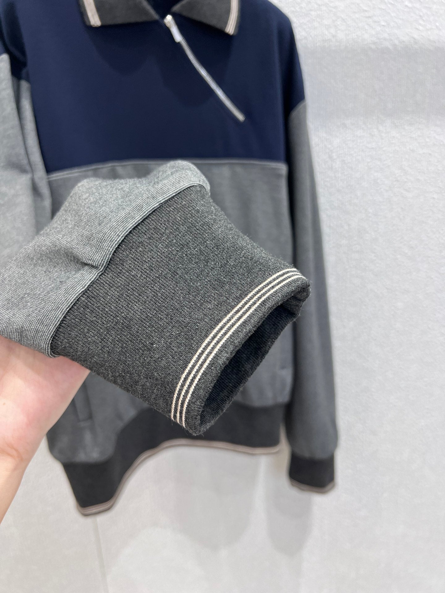 Miu 25fw zip-up collar sweatshirt
