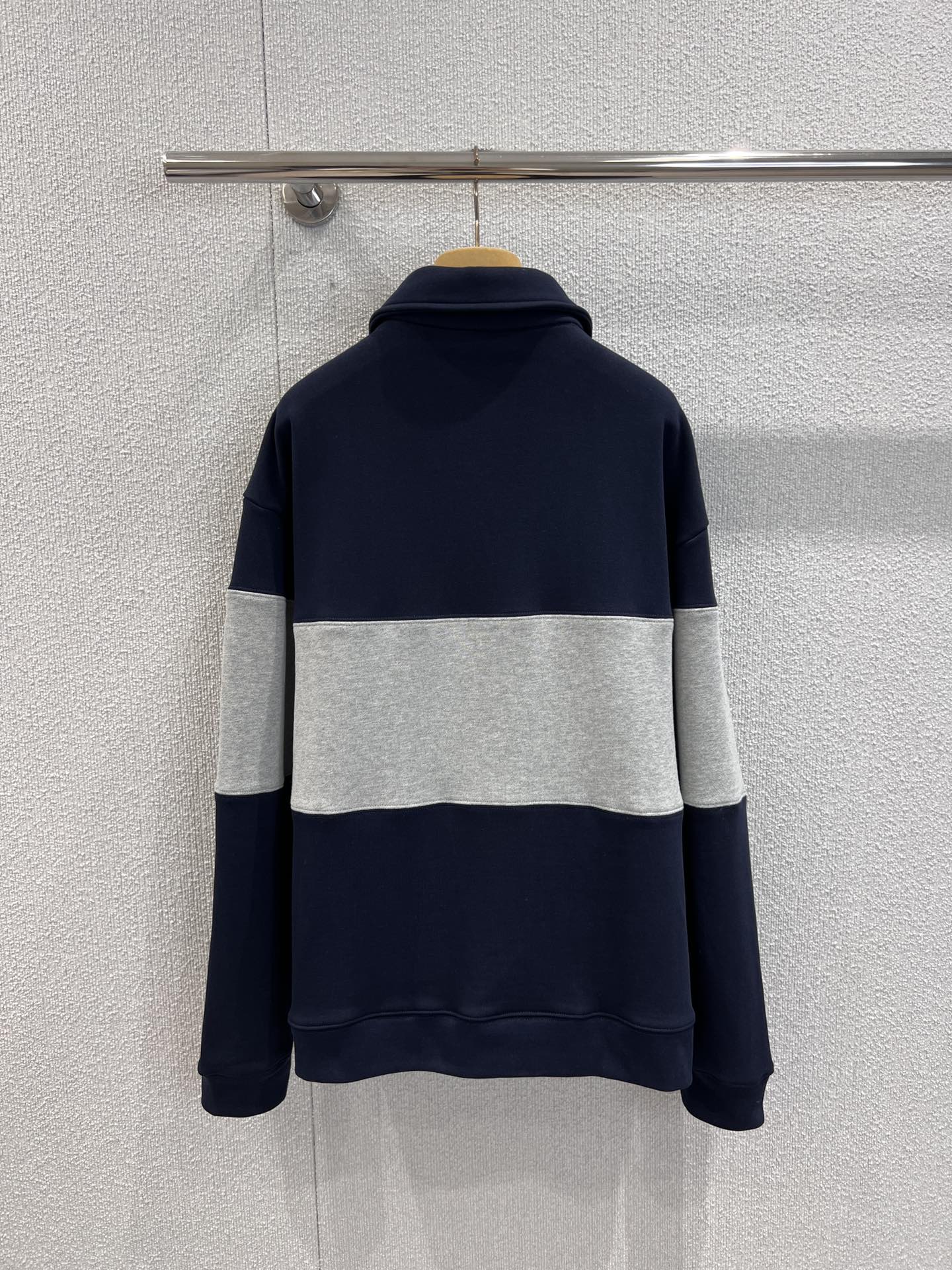 Miu 25fw lapel sweatshirt