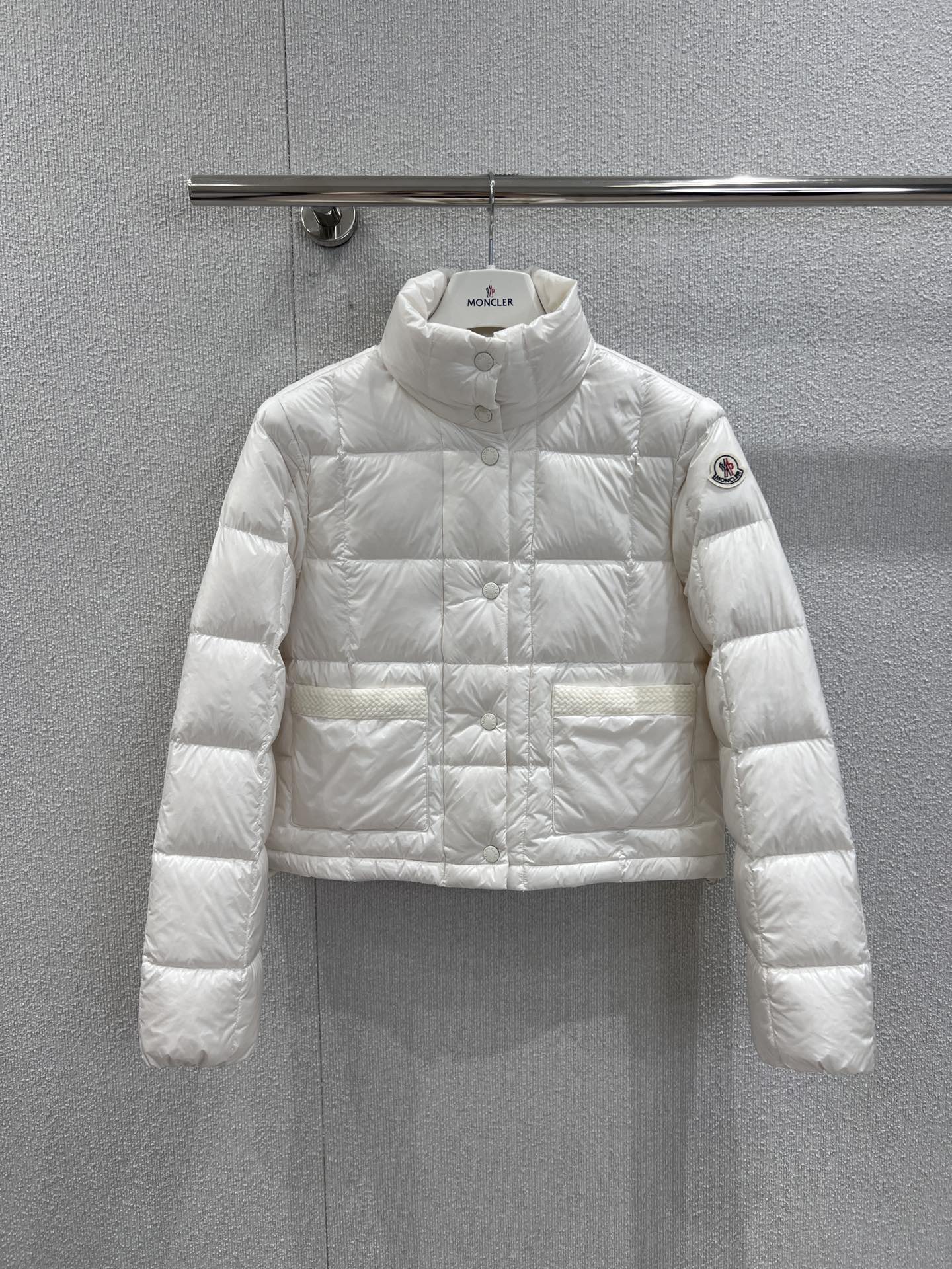 Mon 25fw down jacket
