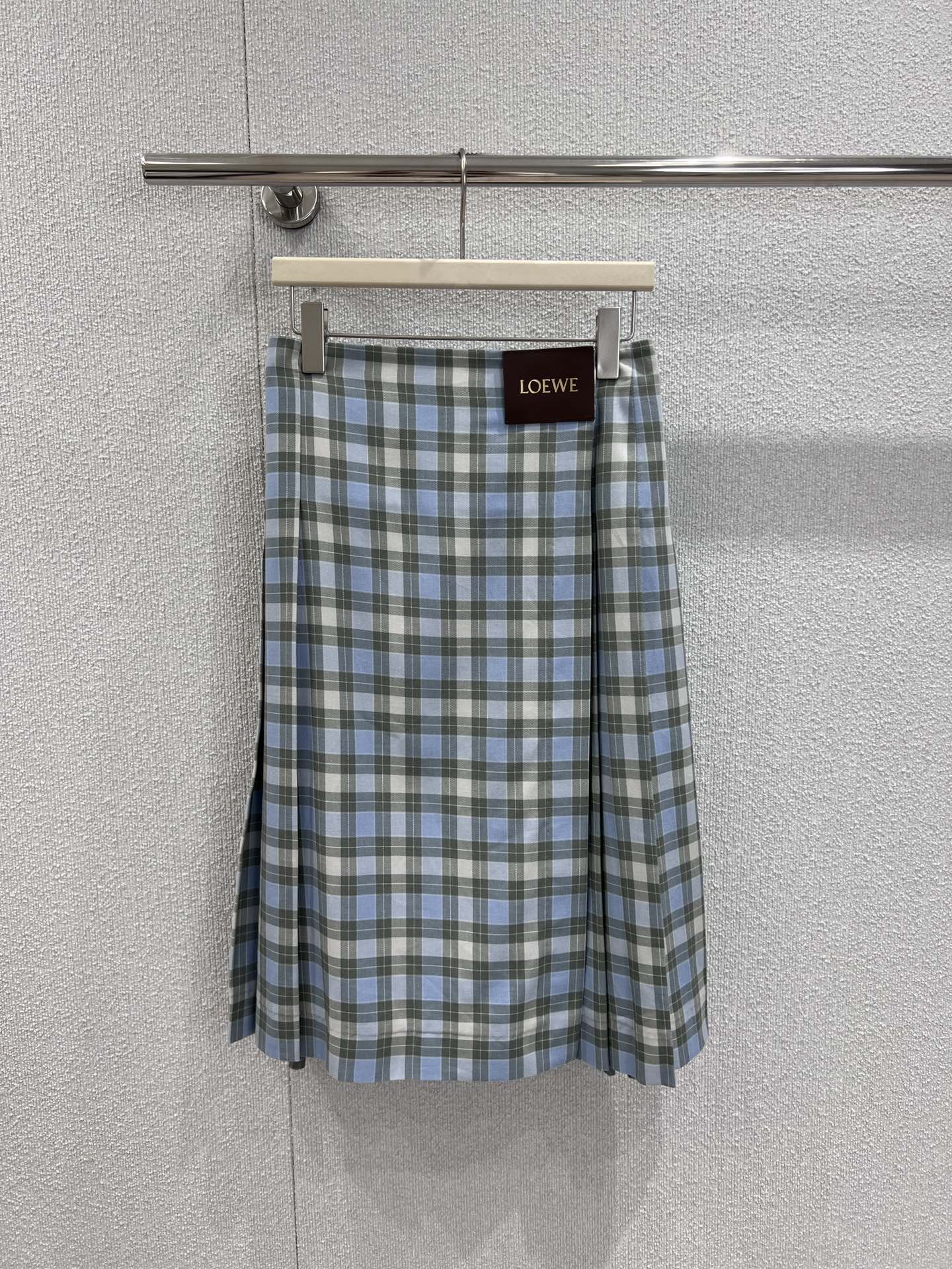 Loe 25fw plaid skirt