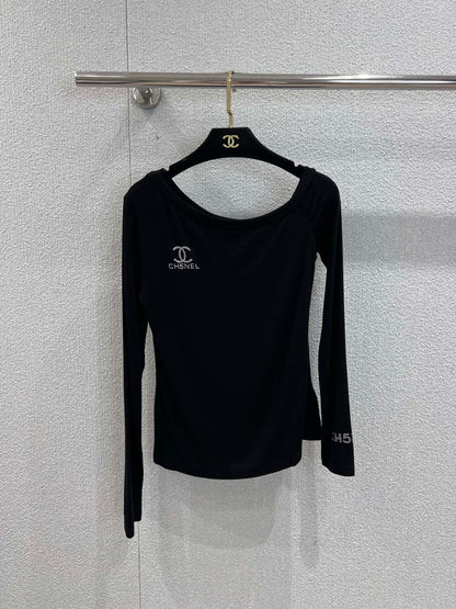 Chan 25fw off-shoulder top