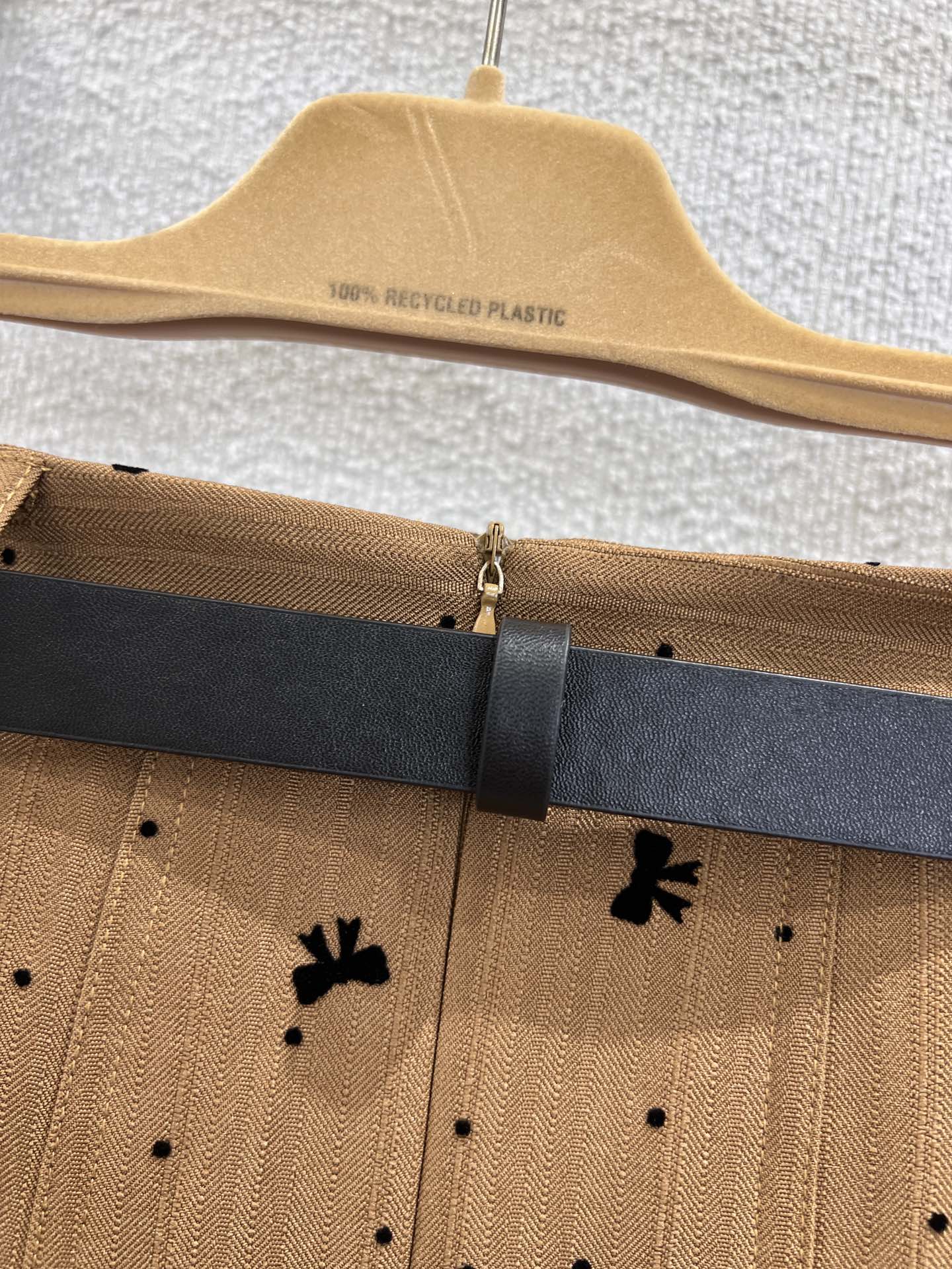 Miu 25ss pleated skirt