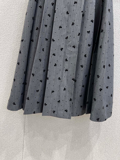 Miu 25ss pleated skirt