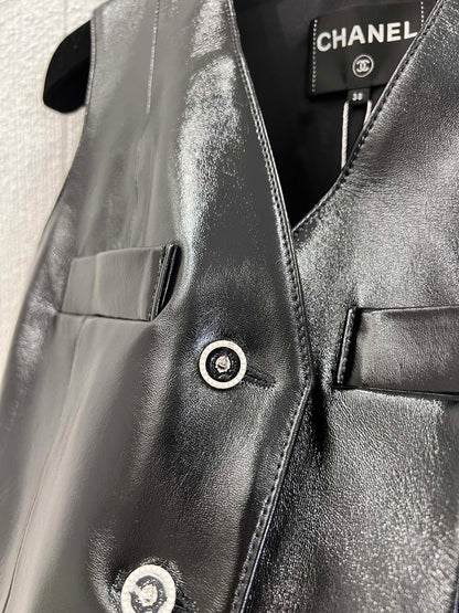 Chan 25fw leather vest