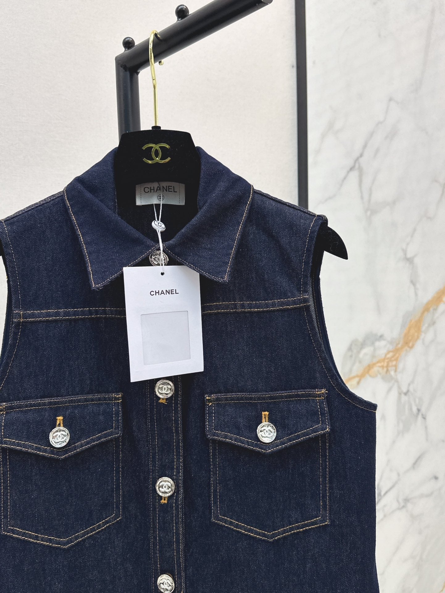ch 25ss denim vest