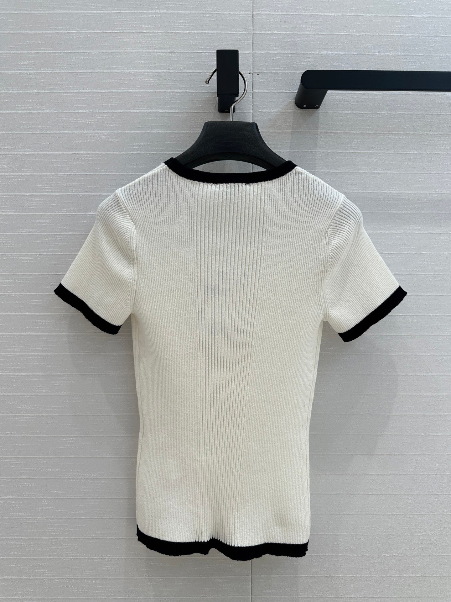 ch 25ss knitted t-shirt