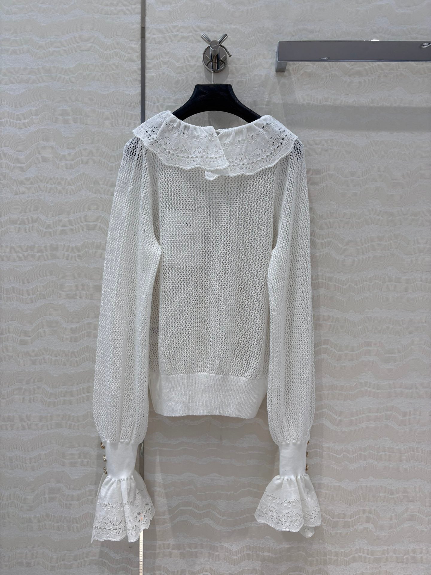 ch 25ss hollow sweater