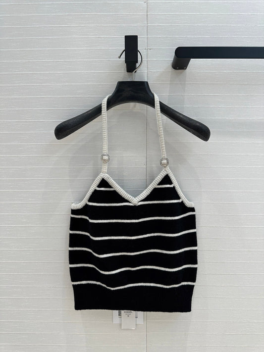 Ch 25ss knitted vest