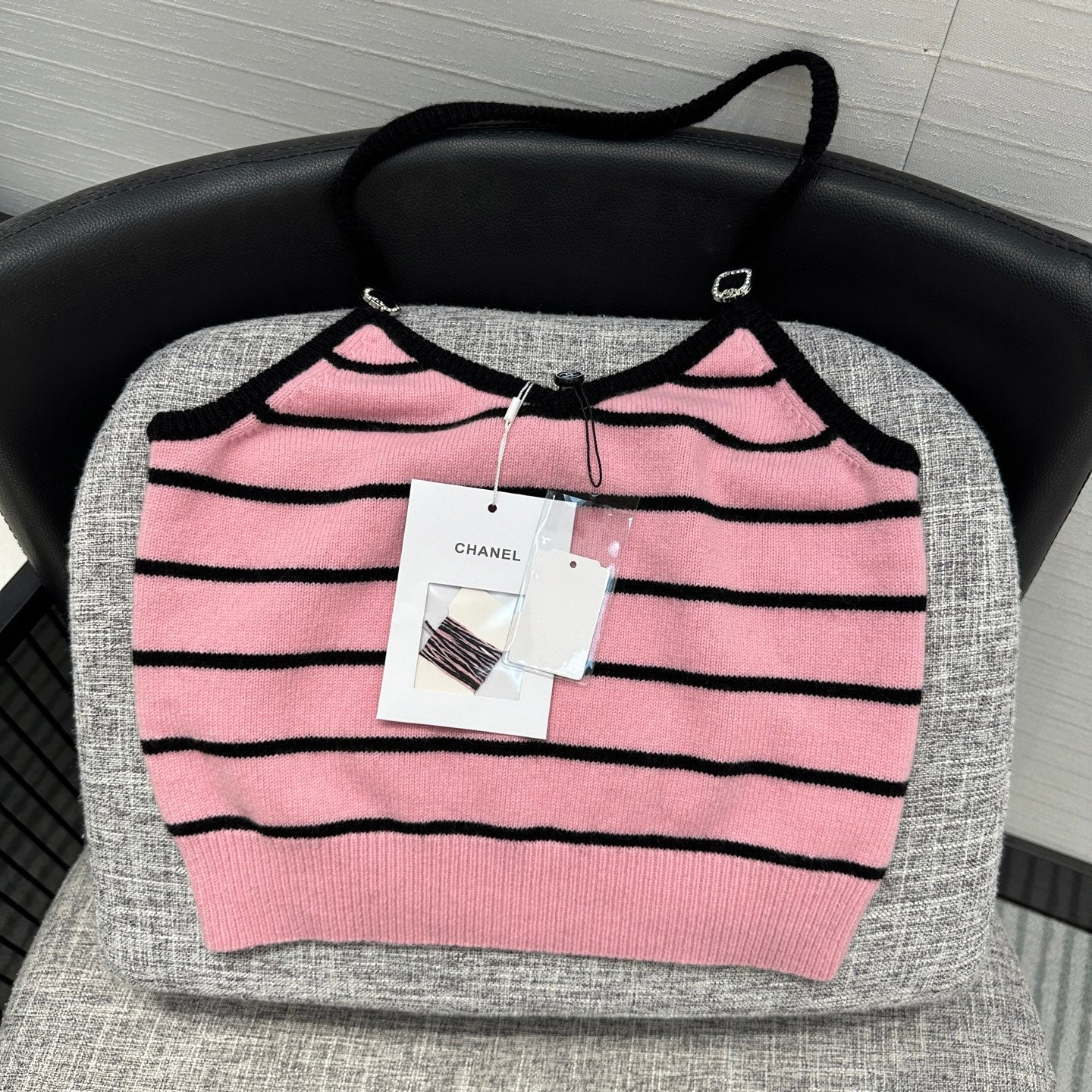 ch 25ss knitted vest