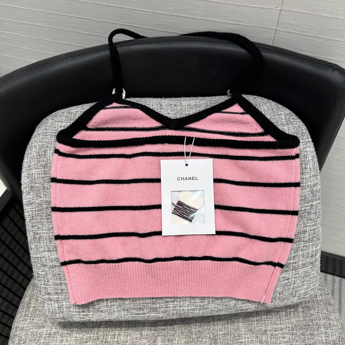 ch 25ss knitted vest