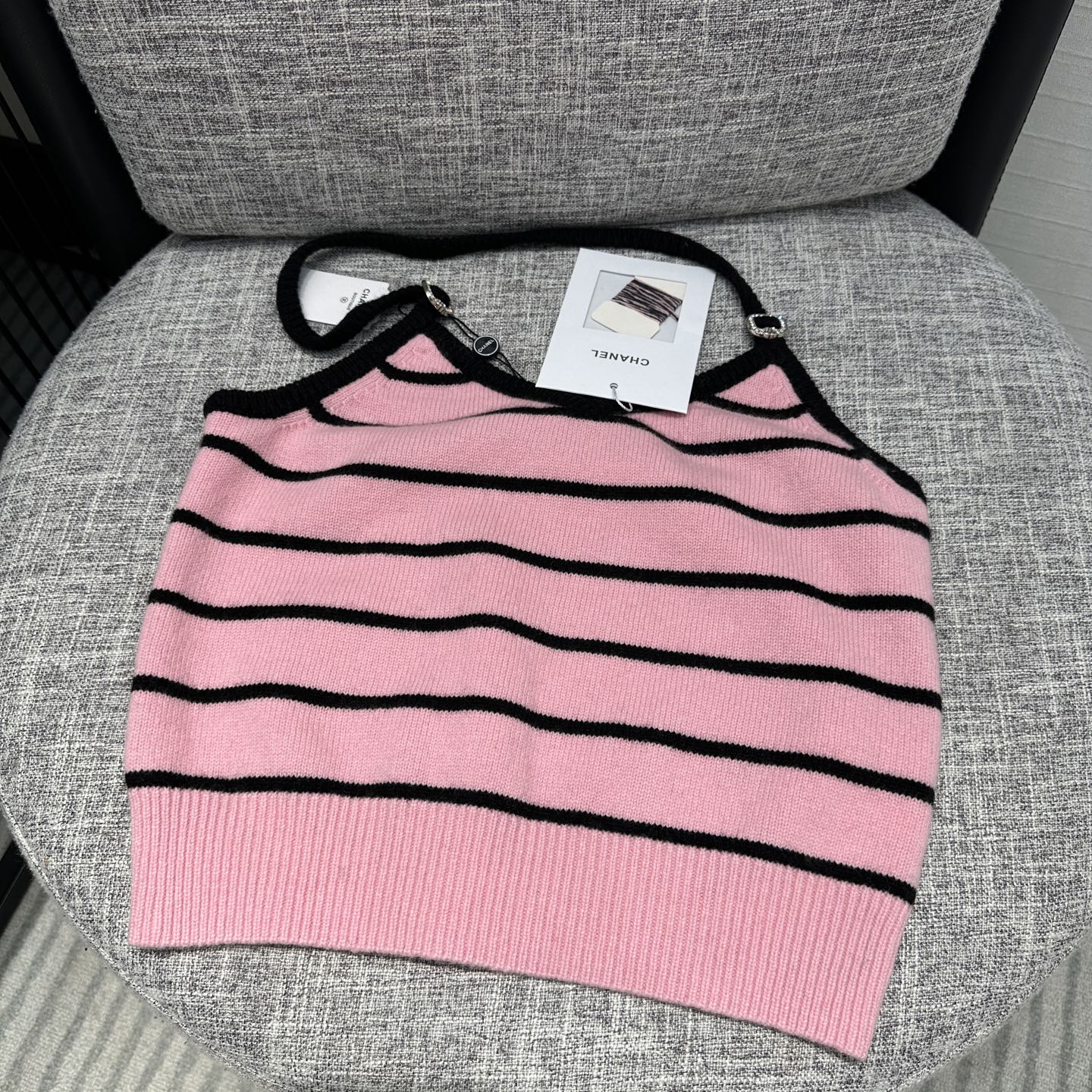 ch 25ss knitted vest