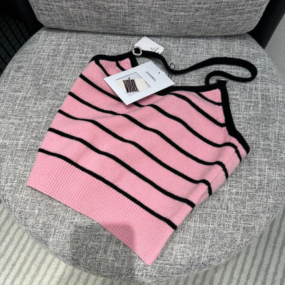 ch 25ss knitted vest