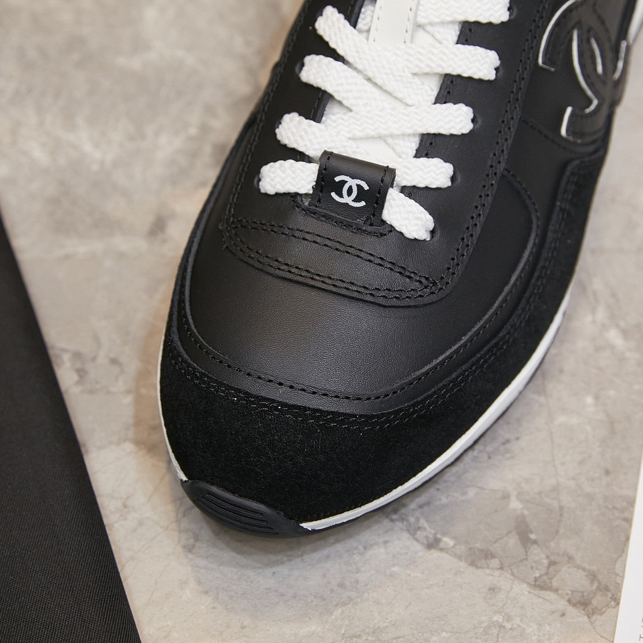 Ch sneakers
