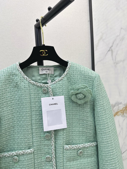 ch 25ss woven jacket