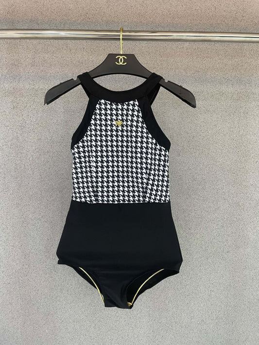 D swimsuit
