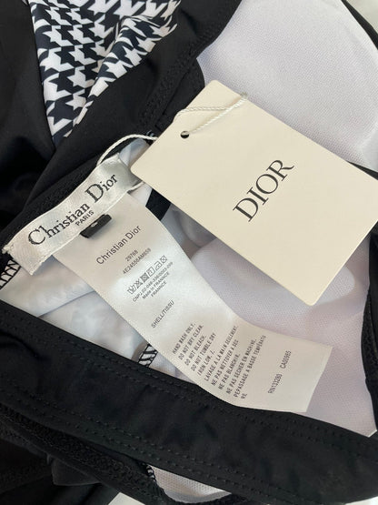 D swimsuit