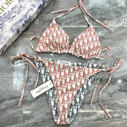 D reversible swimsuit