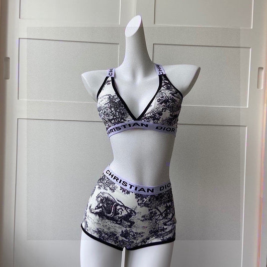 D swimsuit
