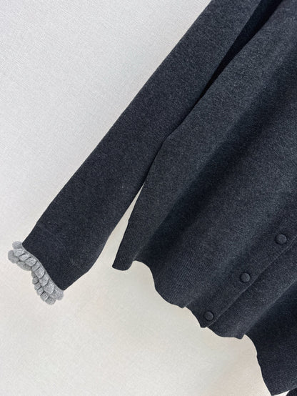 Ch 25ss knitted cardigan
