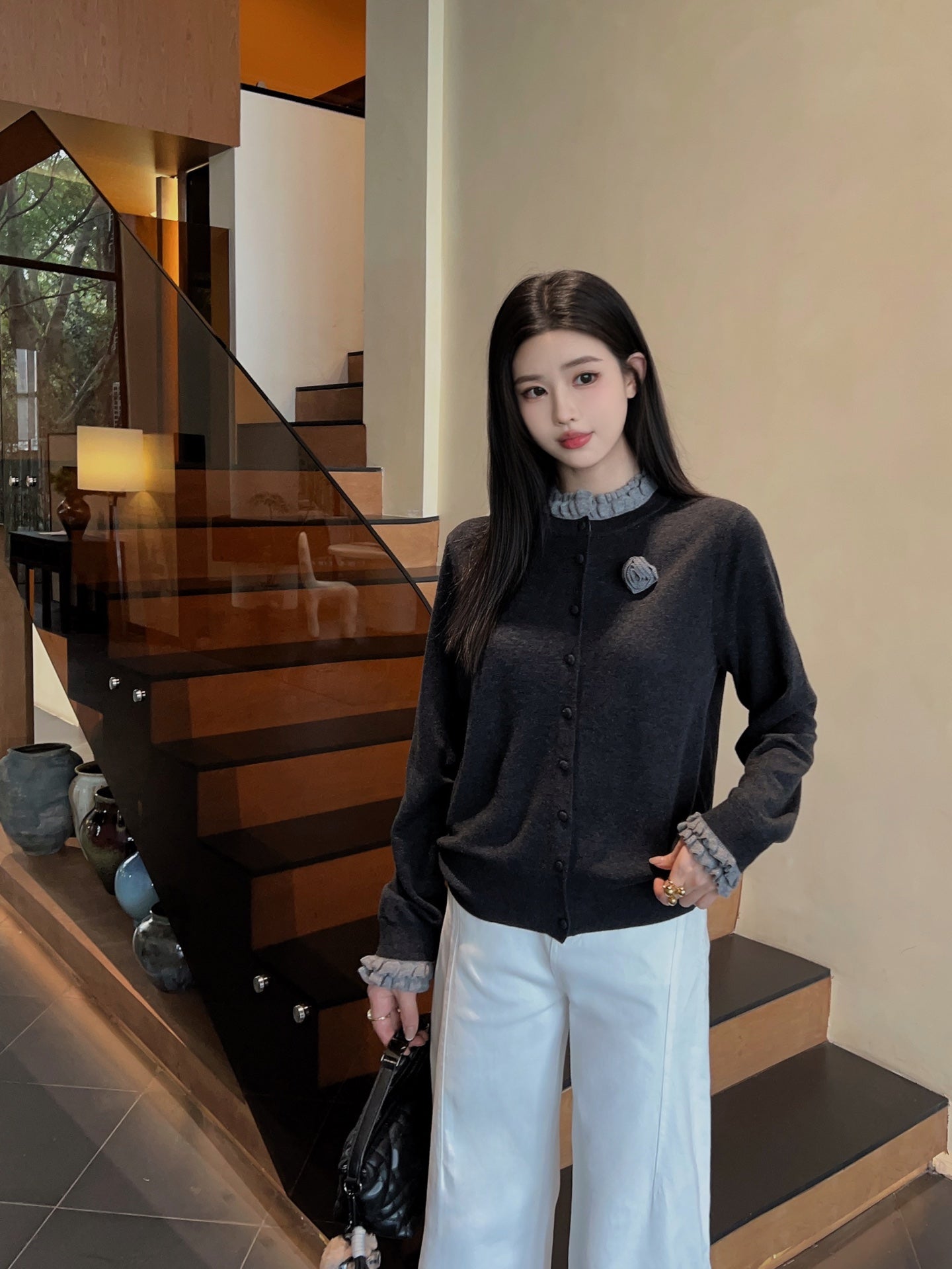 Ch 25ss knitted cardigan