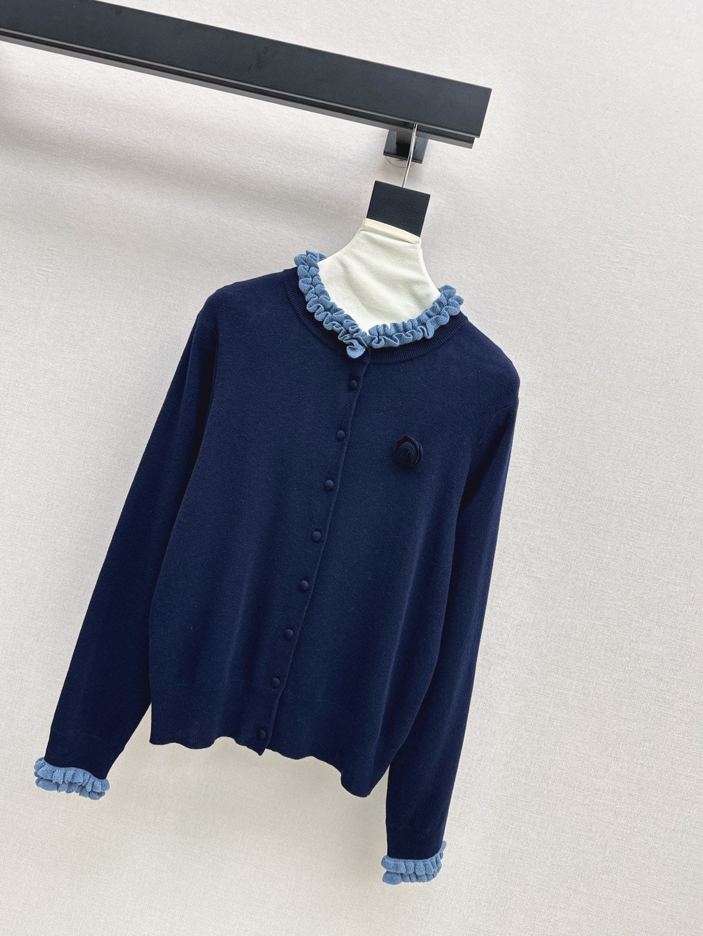 Ch 25ss knitted cardigan