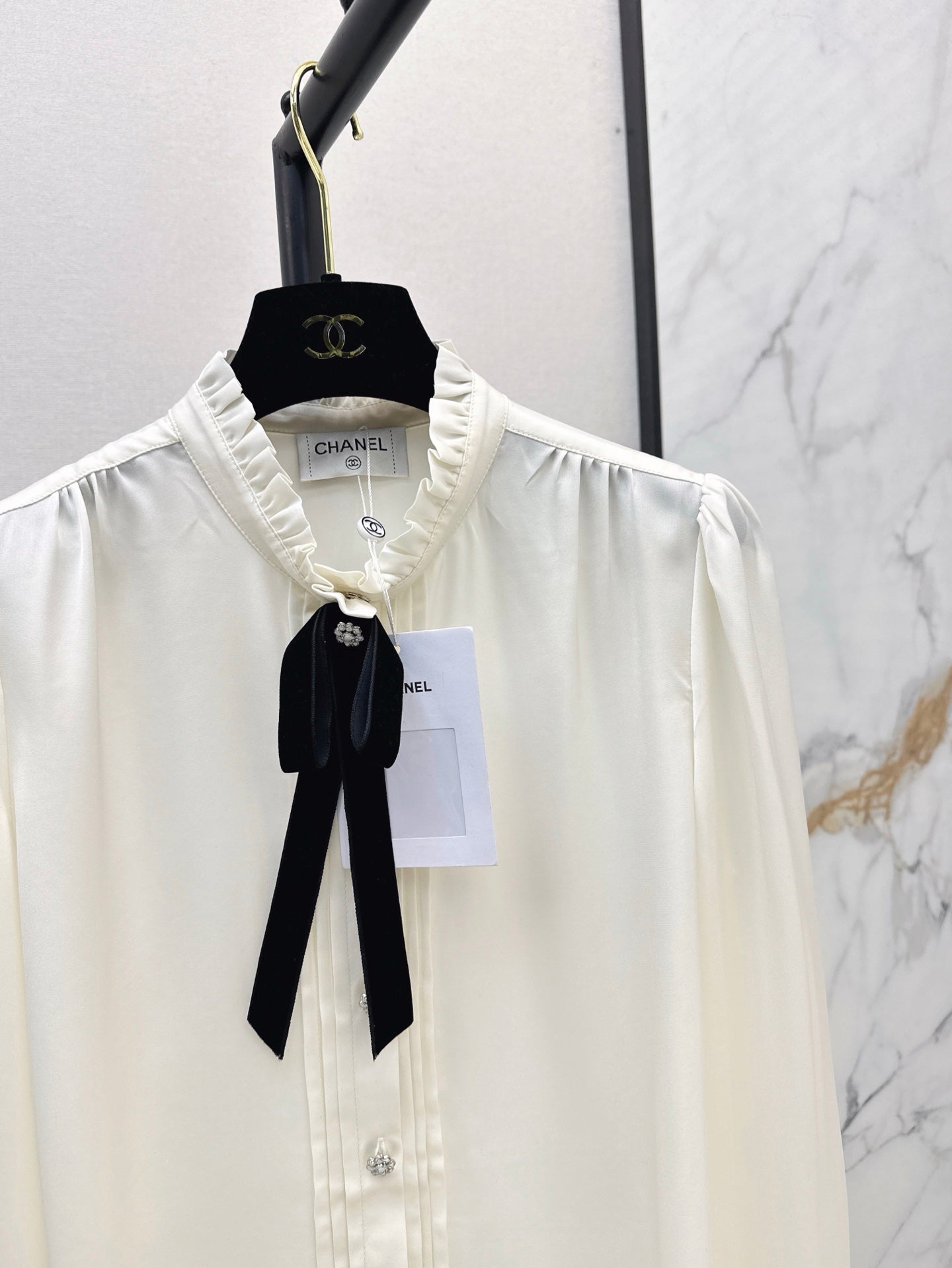 ch 25ss ruffle shirt